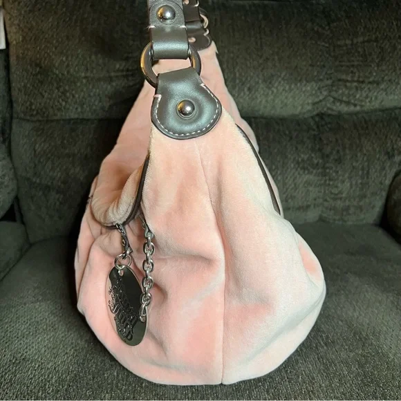 Vintage Y2K Juicy Couture Baby Pink Velour Crown Hobo Shoulder Bag - Picture 7 of 16